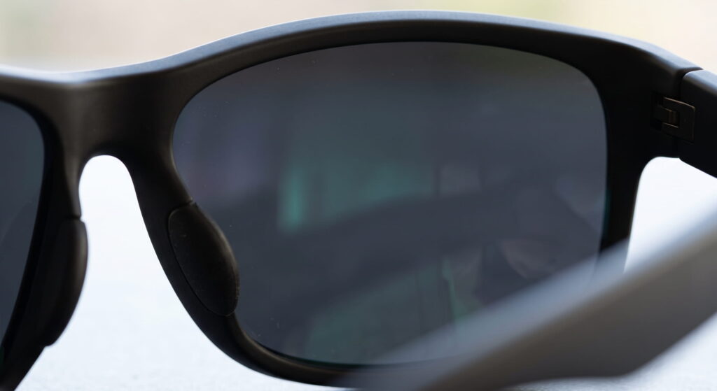 Why the Anti-Reflective (AR) Coating is Mandatory